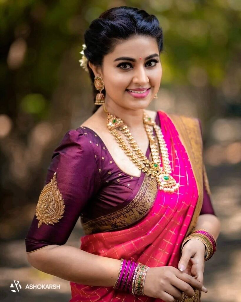 Actress Sneha prasanna Stuns in Pink kanjeevaram silk saree ...